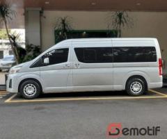 Rental Hiace Surabaya Murah untuk Rombongan - 2